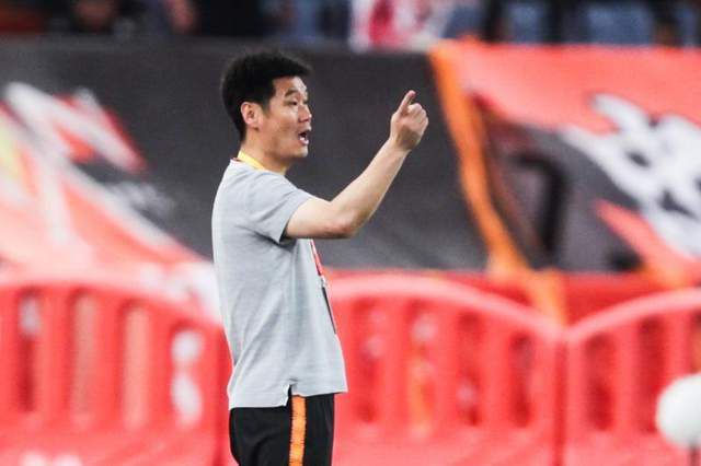 农村寡妇野战视频真实